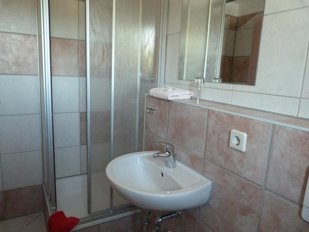 Waldhaus Colditz Garni Quarto foto